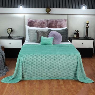 Frazada Embo Matrimonial 240x190 cm Menta, 100% microfibra poli&eacute;ster, t&eacute;rmica, suave y lavable