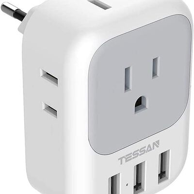A TESSAN Adaptador Europeo Enchufe, Convertidor de Voltaje Europa con 4 Salidas CA, Cargador Europeo Tipo C con 3 USB, Travel Essentials Adaptador Americano/M&eacute;xico a Europeo para Italia, Espa&ntilde;a.