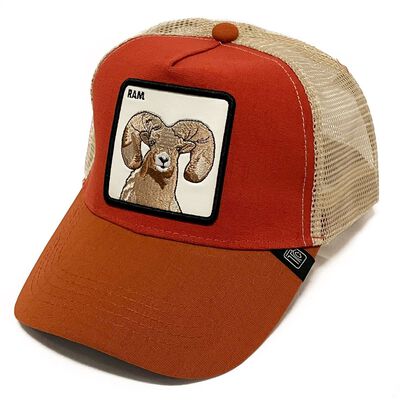 Gorra con parche ram Trucker